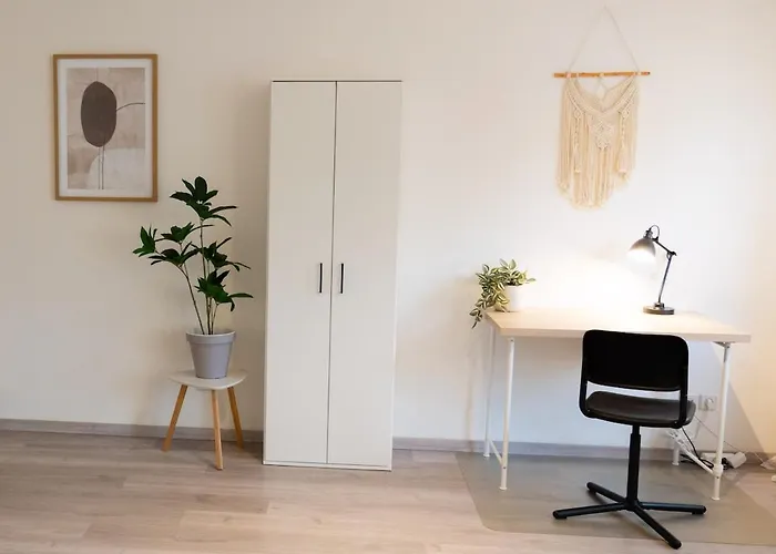 Cozy 15 Minutes From Bad Saarow Thermal Bath شقة *