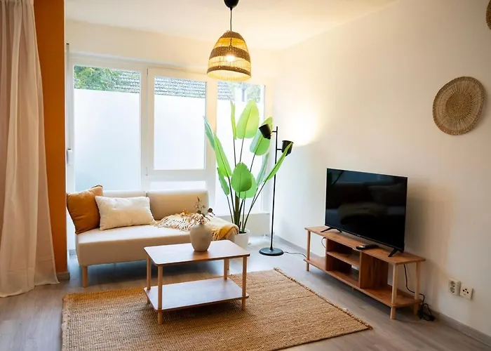 Cozy 15 Minutes From Bad Saarow Thermal Bath شقة